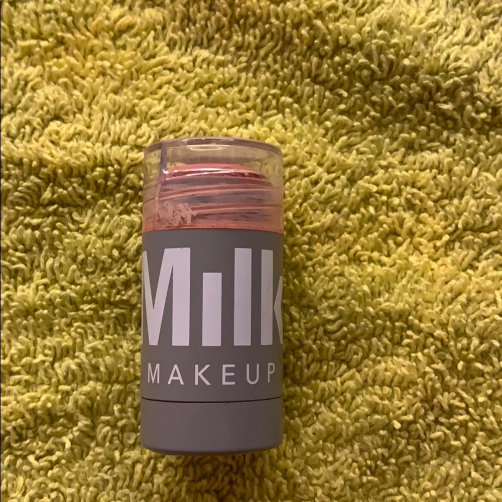 milk blush